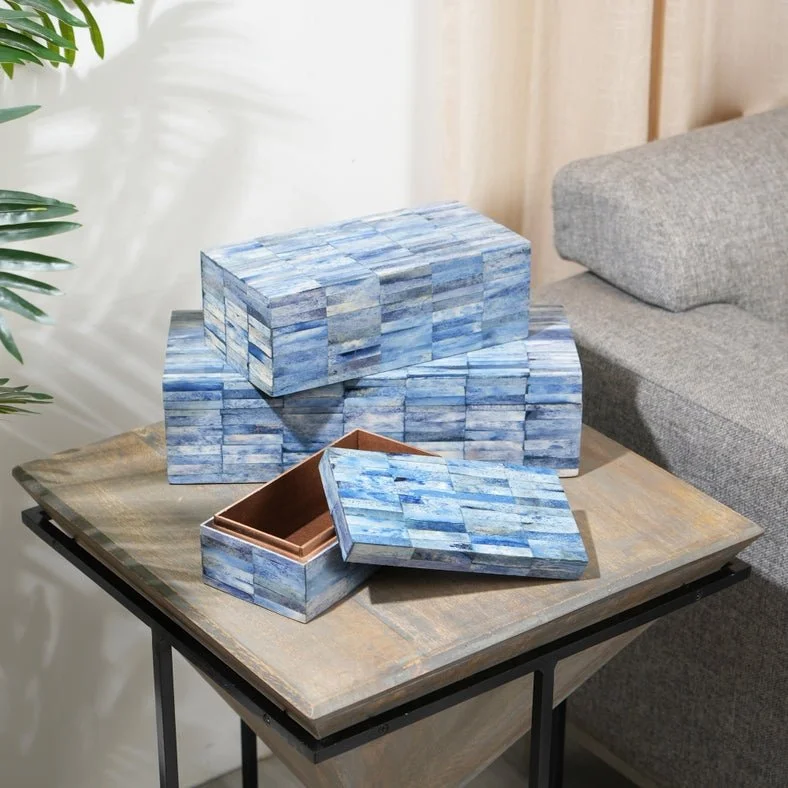 Exclusive Weekend Offers Inside Friedan Box