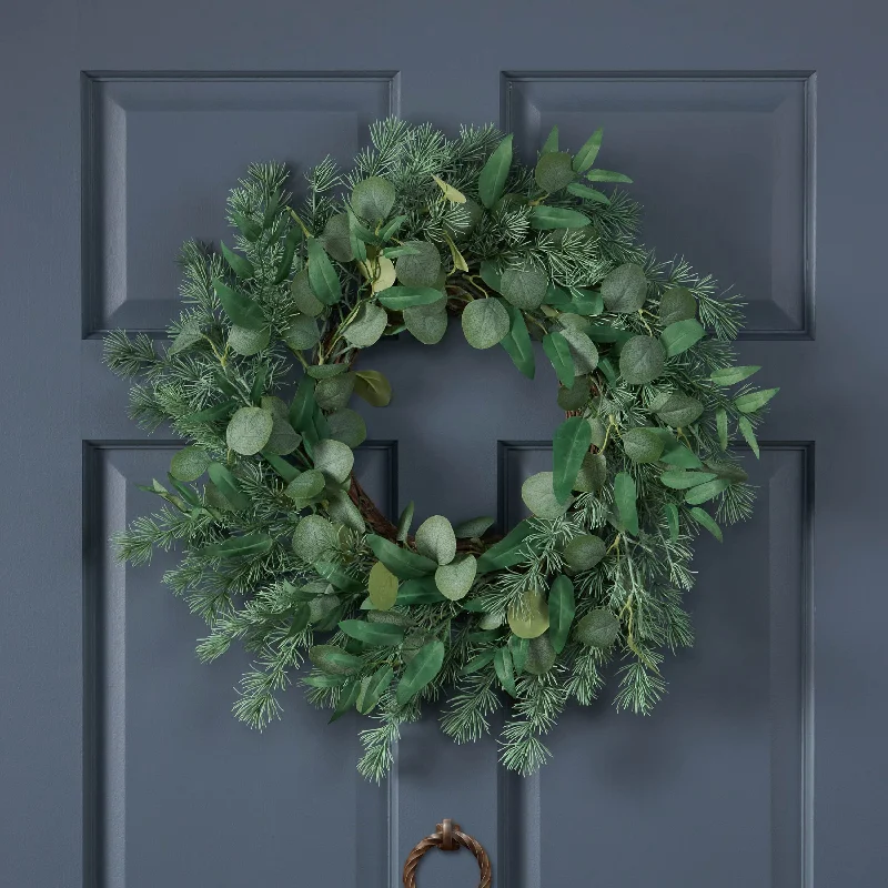 Crazy Deals Xorin 24.5-inch Leaves Wreath