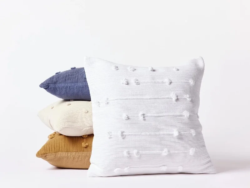Reduced Price Alpine White Alma Organic Decorative Pillow by Coyuchi