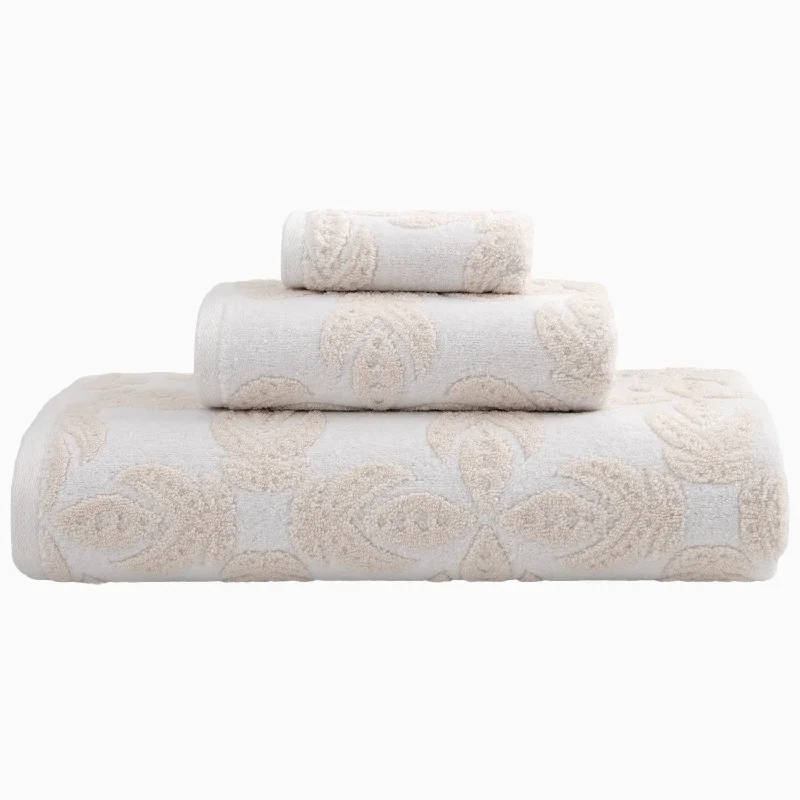 Special Discount Dasati White Bath Towel