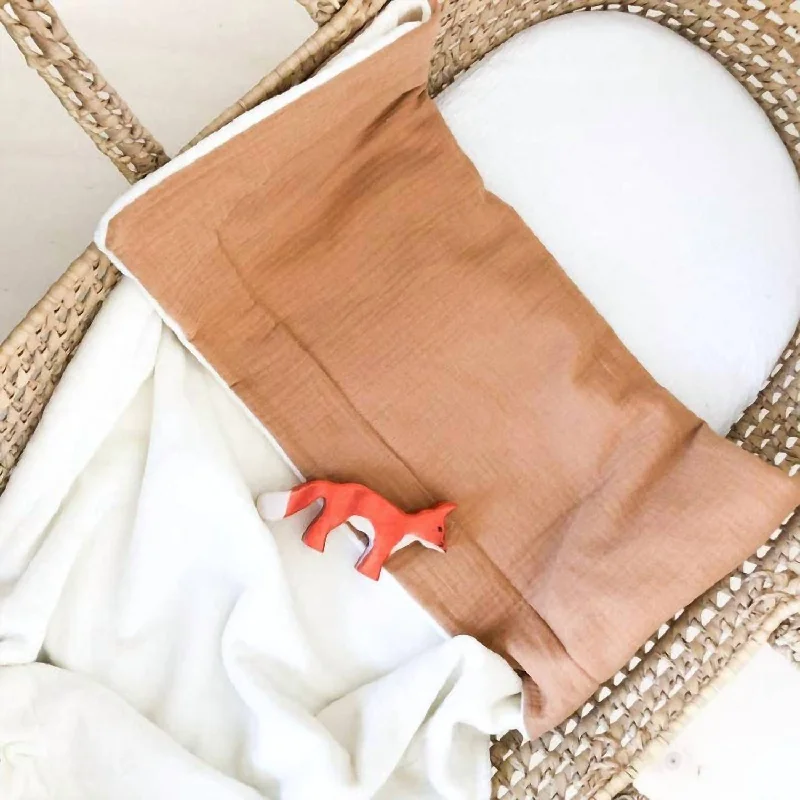 Weekend Savings Spectacular Gauze/fleece Blanket In Caramel