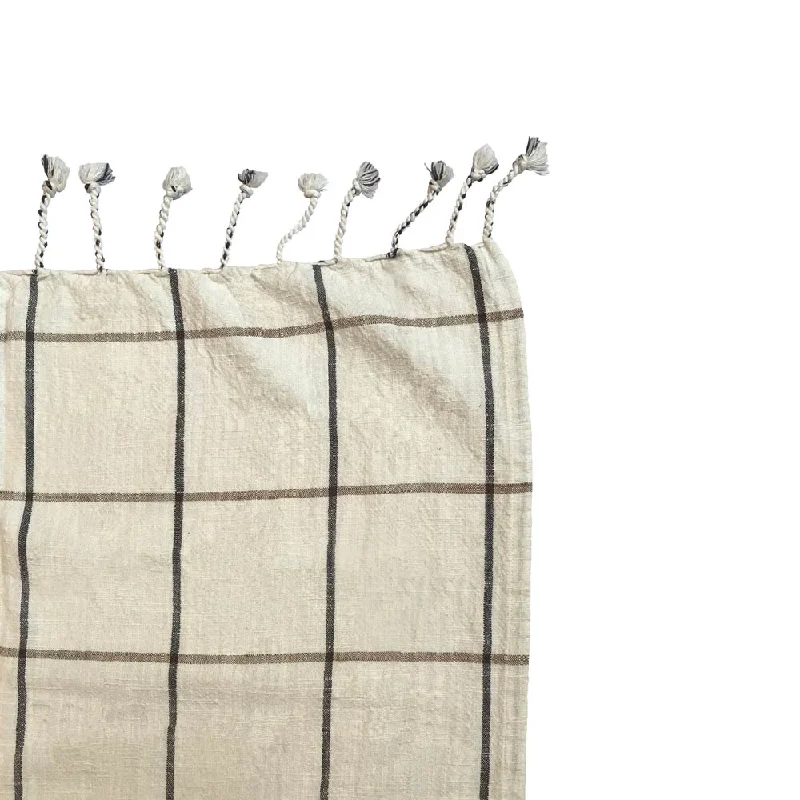 Shop the Weekend Away Gobi Grid Bed Cover in Offwhite / Anthracite
