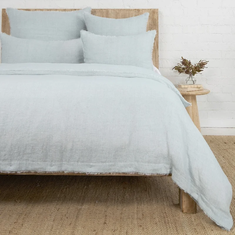 Price Cut Hunter Light Blue Bedding