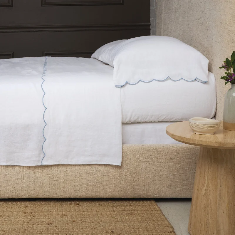 Early Bird Discount Kelly White/French Blue Bedding