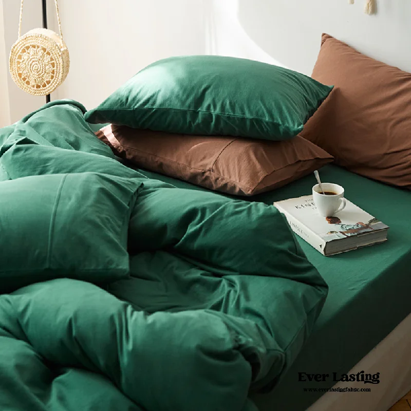 Weekend Savings Spree Solid Duvet Cover / Forest Green