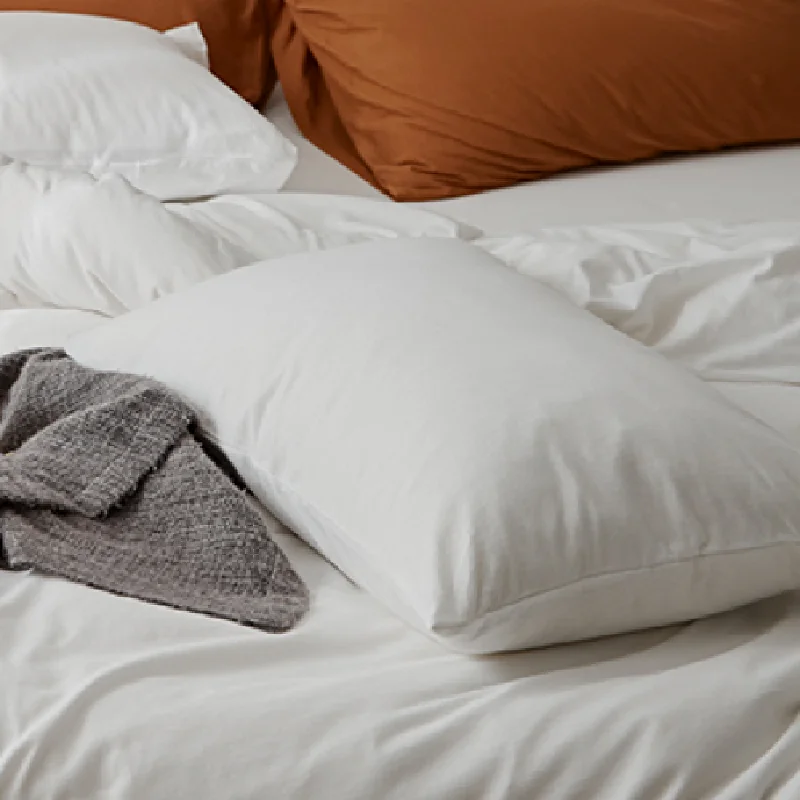 Weekend Offers That Excite Solid Pillowcases / White