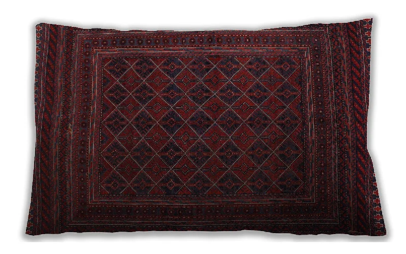Overstock Sale Traditional Classic Indoor Outdoor Rectangular Wine Red Lumbar Throw Pillow, 13 inch by 19 inch, lbtr2666 Overstock Sale Traditional Classic Indoor Outdoor Rectangular Wine Red Lumbar Throw Pillow, 13 inch by 19 inch, lbtr2666
