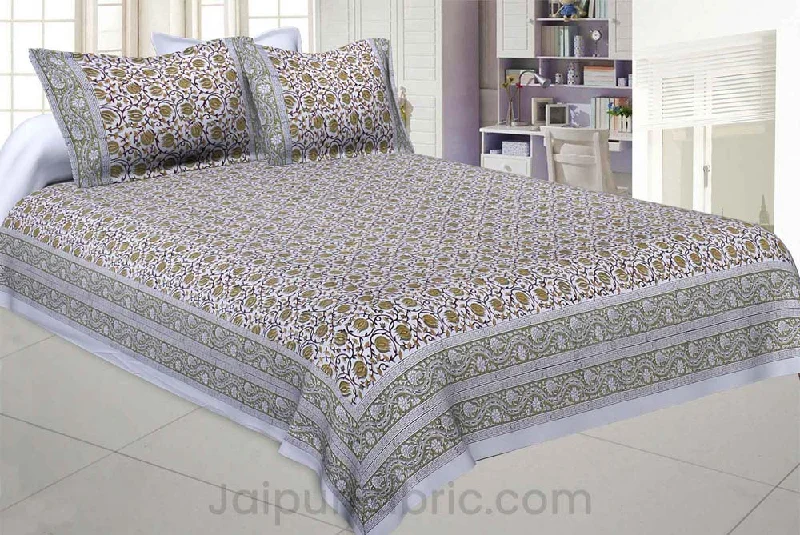Weekend-Only Deals You'll Love Lotus Lure Green King Size Double Bedsheet